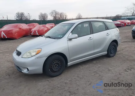 2005 Toyota Matrix Xr z USA, uszkodzony, nr VIN 2T1LR32E25C402919